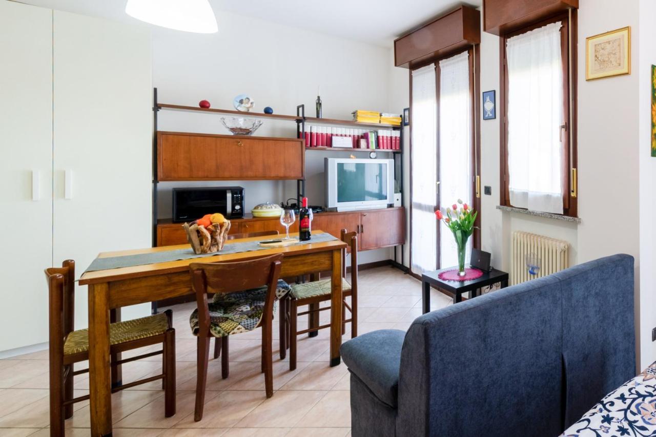Parma Fiere Studio Con Parcheggio E Balcone Apartment Ngoại thất bức ảnh