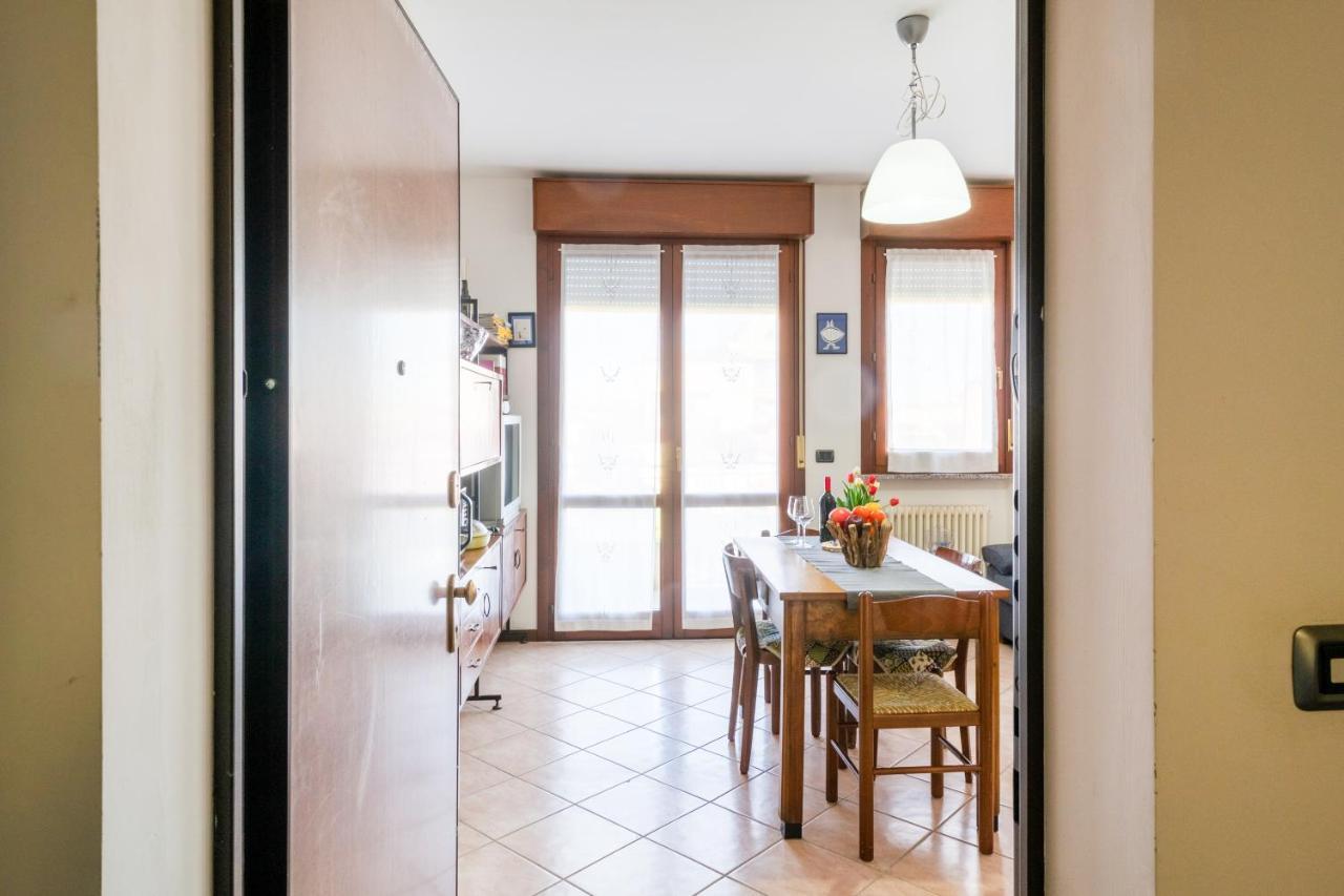 Parma Fiere Studio Con Parcheggio E Balcone Apartment Ngoại thất bức ảnh