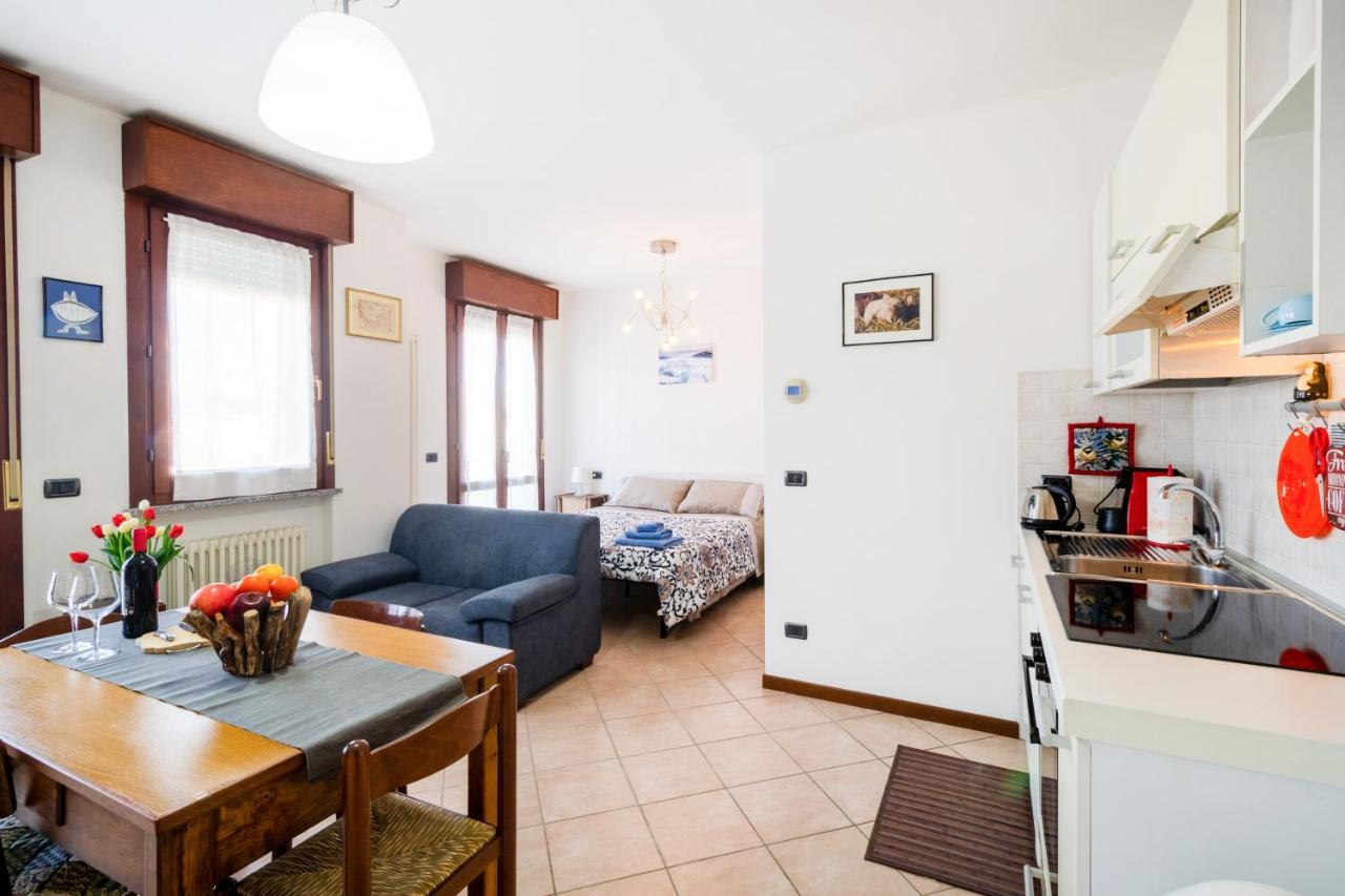 Parma Fiere Studio Con Parcheggio E Balcone Apartment Ngoại thất bức ảnh