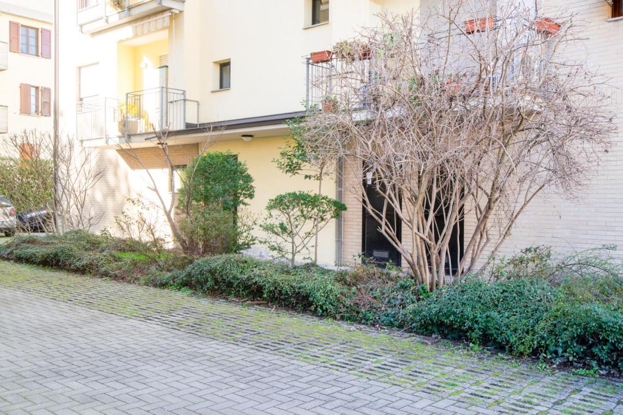 Parma Fiere Studio Con Parcheggio E Balcone Apartment Ngoại thất bức ảnh